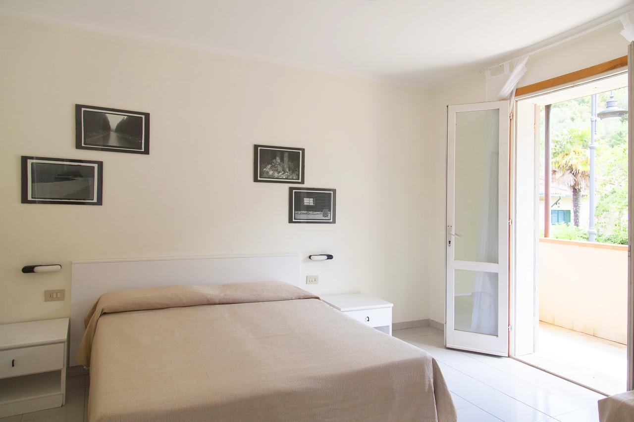 One-Bedroom Standard Apartment