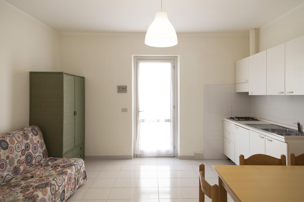 One-Bedroom Standard Apartment