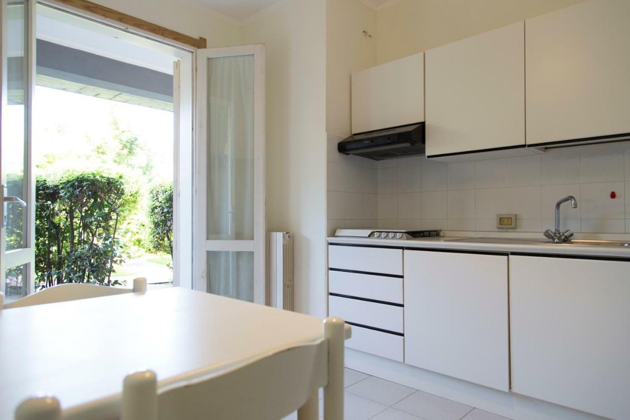 One-Bedroom Standard Apartment